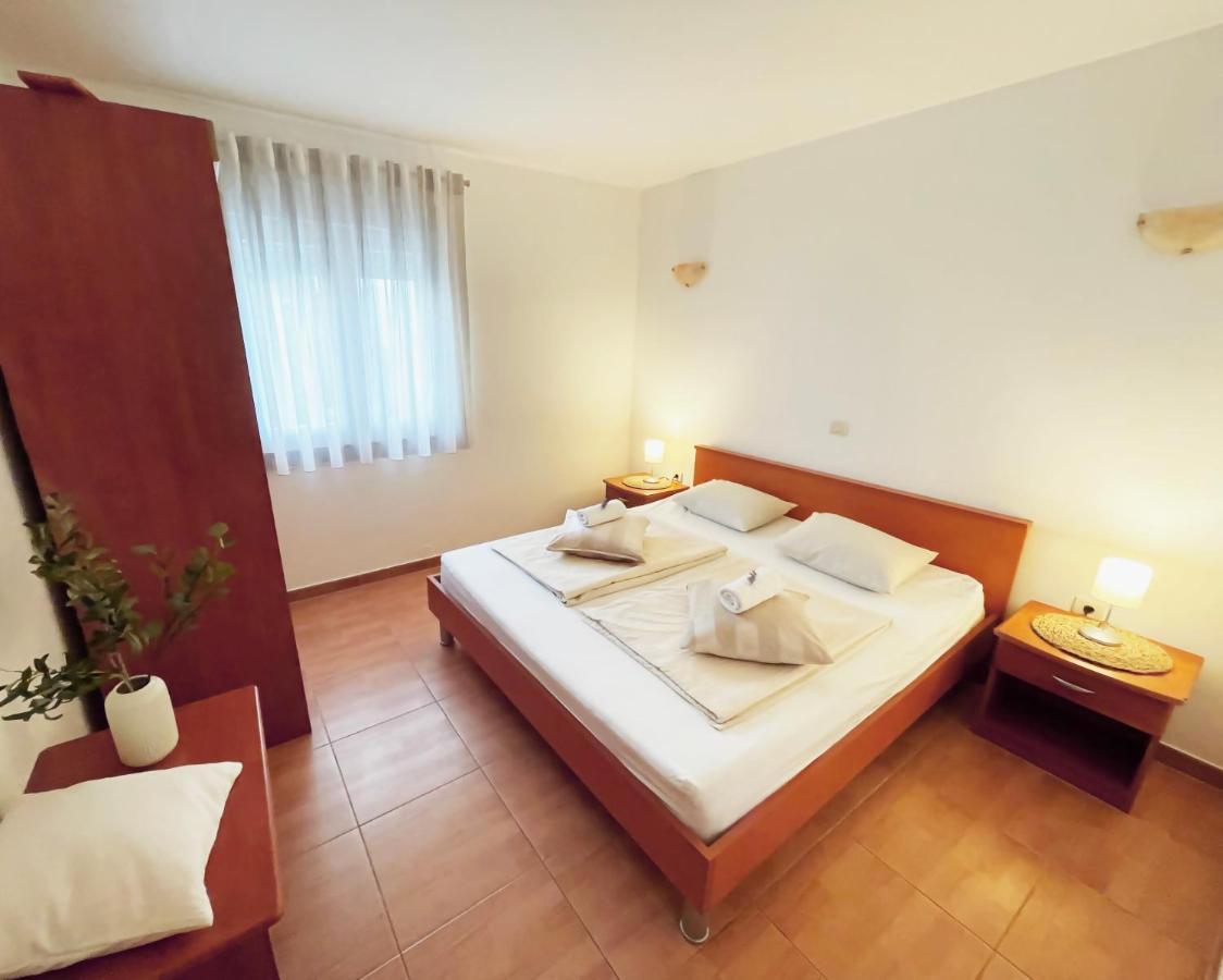 Apartments Stina سيغيت فغانييتْسا المظهر الخارجي الصورة