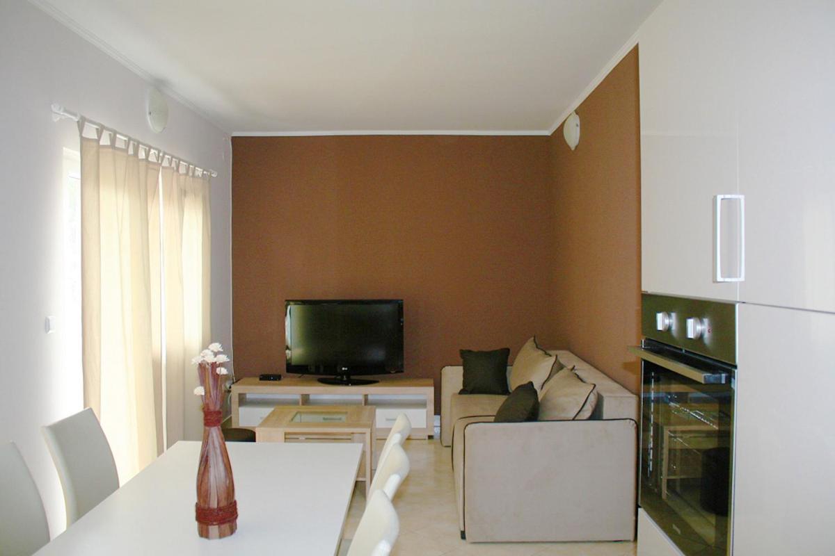 Apartments Stina سيغيت فغانييتْسا المظهر الخارجي الصورة