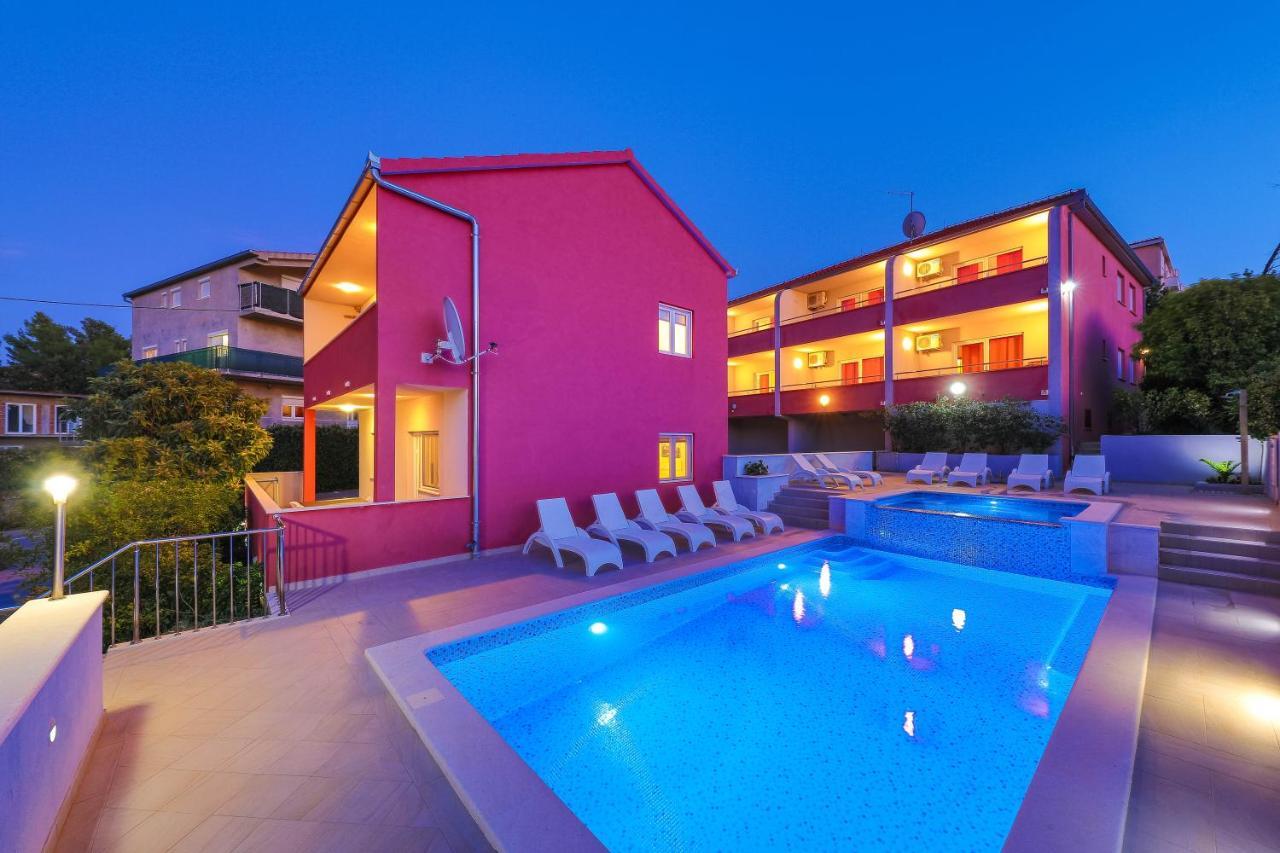 Apartments Stina سيغيت فغانييتْسا المظهر الخارجي الصورة
