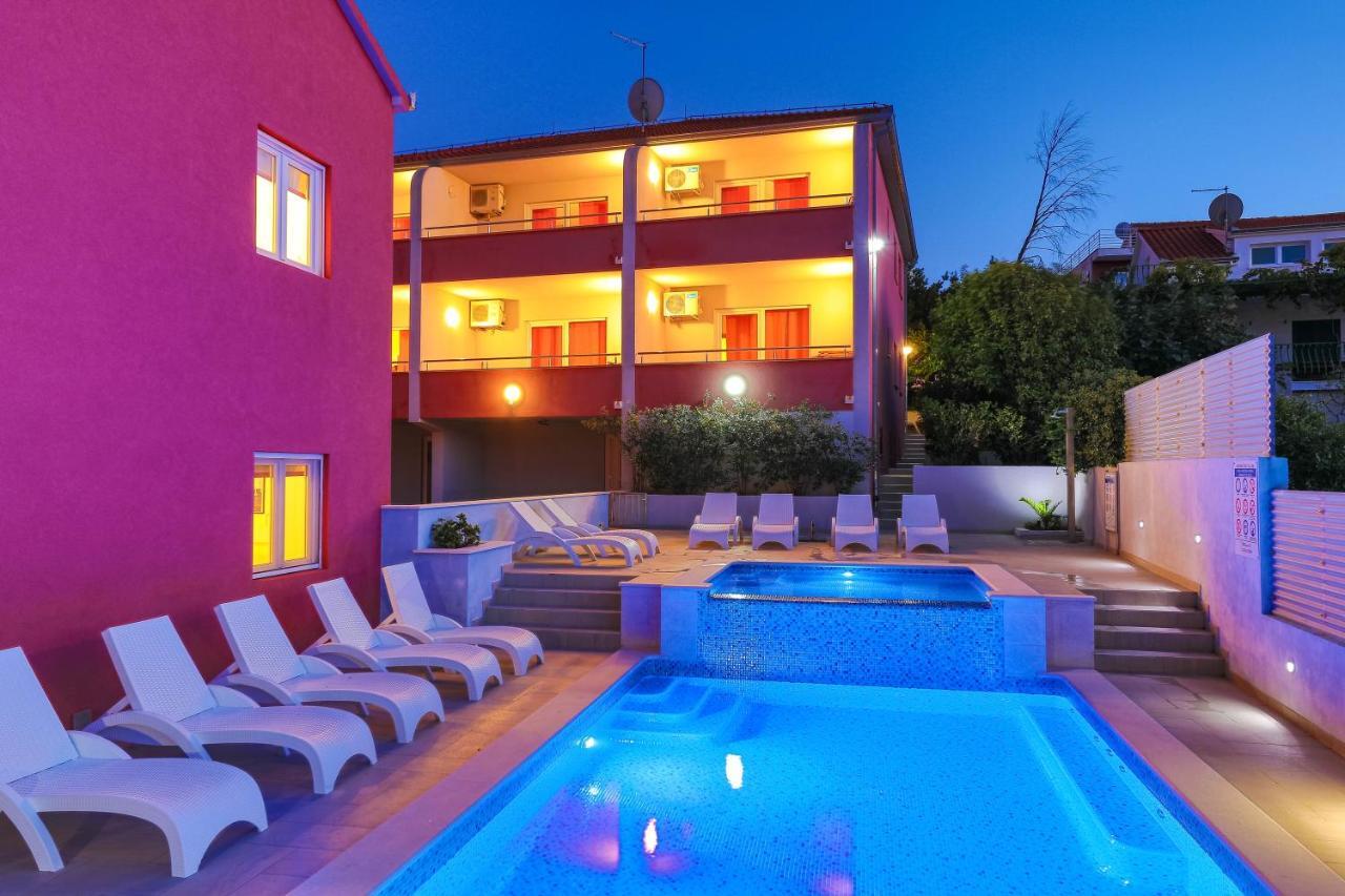 Apartments Stina سيغيت فغانييتْسا المظهر الخارجي الصورة